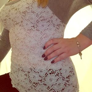 Gray lace long sleeve baseball tee